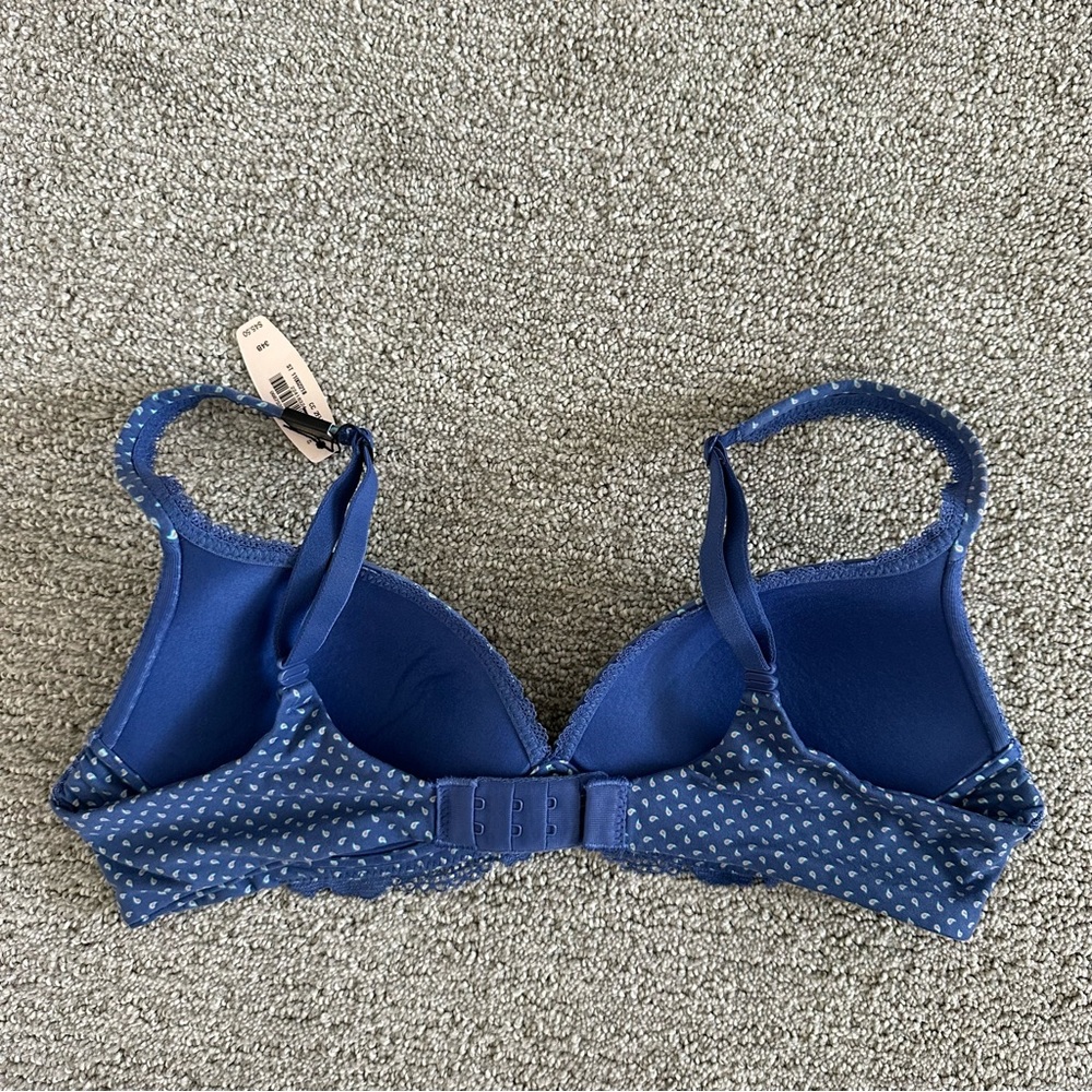 Victorias Secret Body By Victoria No Wire Bra 34B - Picture 4 of 6